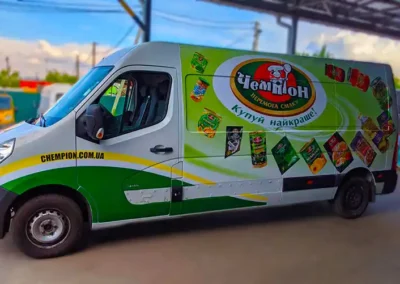 Реклама на транспорті